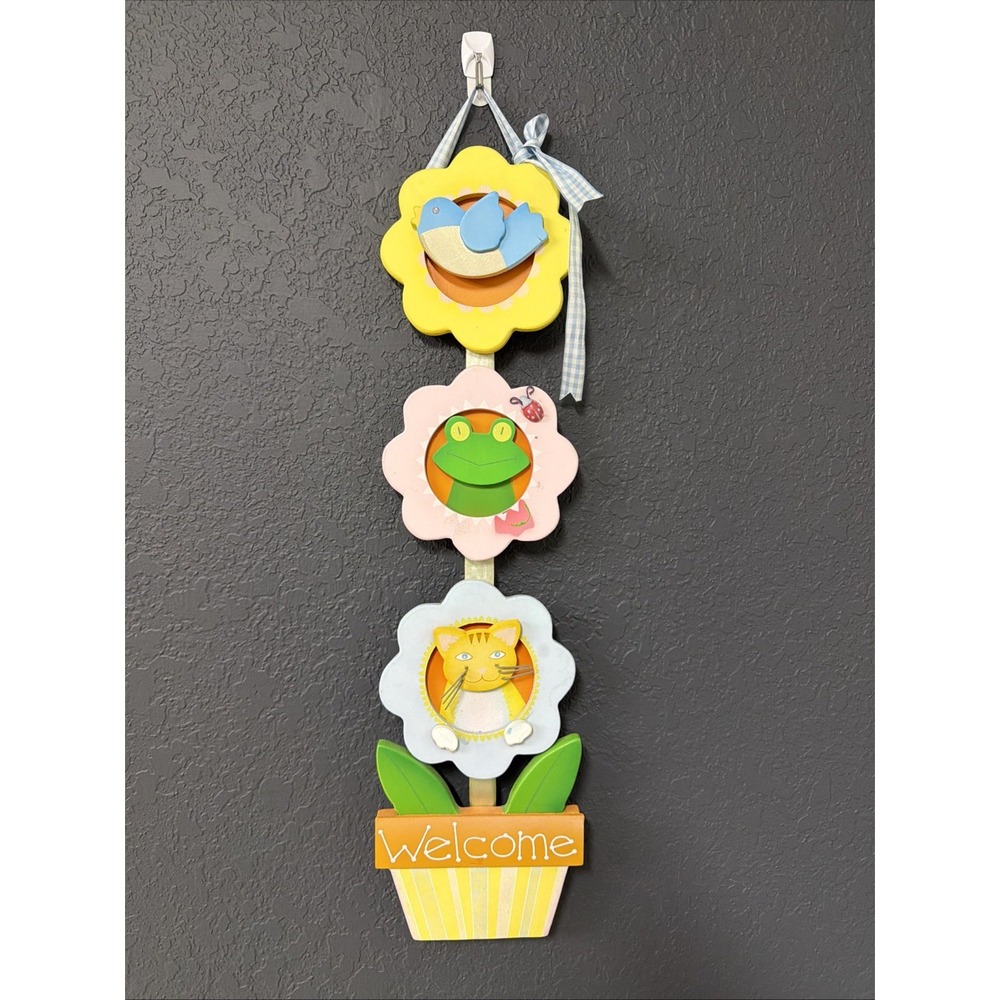 Avon Spring Greetings Door Plaque - 2005 - Welcome Sign